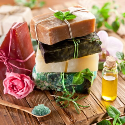 green-gifts-fragrant-gift-set-of-organic-soap-bars